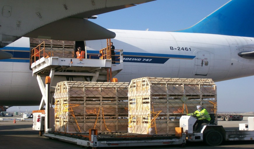 国营八一农场到越南空运公司